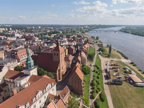 Panorama Grudziądza z widocznym dymem z pożaru