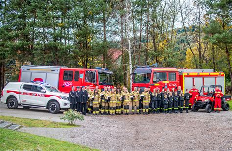 Zdjęcie wozu E-One Hurricane w służbie OSP Czernichów