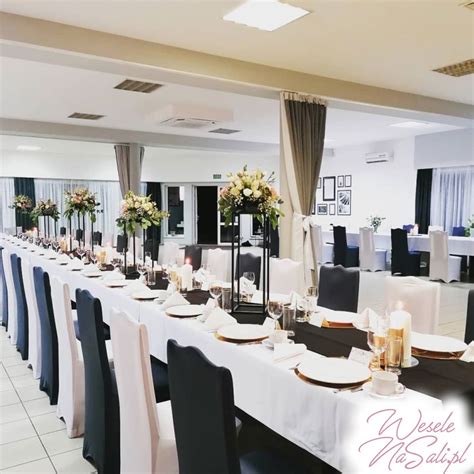 elegancka sala bankietowa przygotowana na wesele