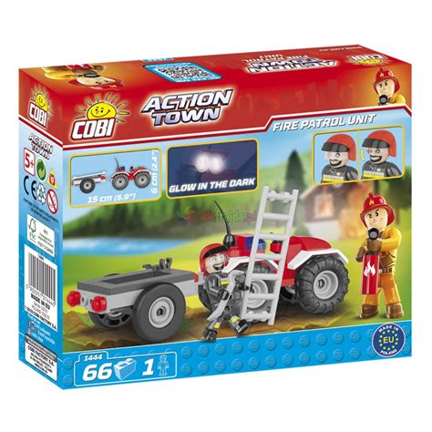 Zdjęcie zbudowanego zestawu Cobi Action Town Quad Strażacki z figurkami strażaków