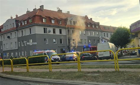 Zdjęcie akcji straży pożarnej przy ul. Piłsudskiego w Koszalinie