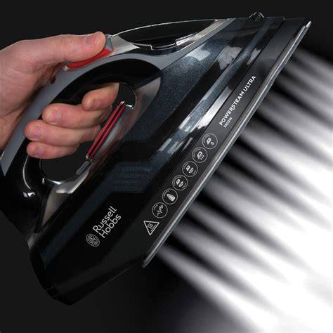 Graphic showing high user satisfaction with the Russell Hobbs Power Steam Ultra iron