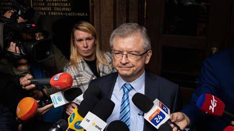 Zdjęcie ambasadora Rosji, Aleksandra Aleksiejewa, po spotkaniu w MSZ.