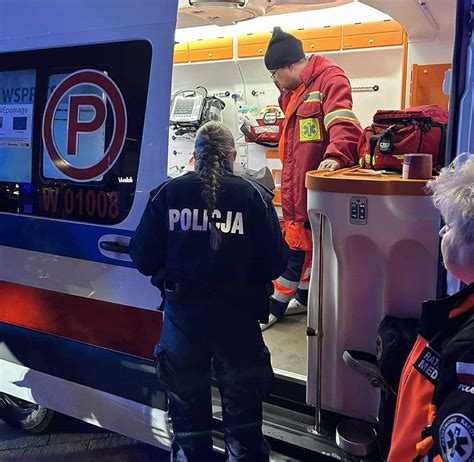 Ilustracja przedstawiająca misia ratunkowego używanego przez służby