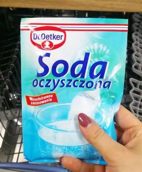Zdjęcie sody oczyszczonej i cukru dla porównania