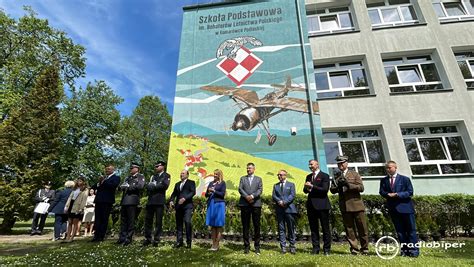 Pamiątkowy mural po zamachu w Oklahoma City, symbol ofiar