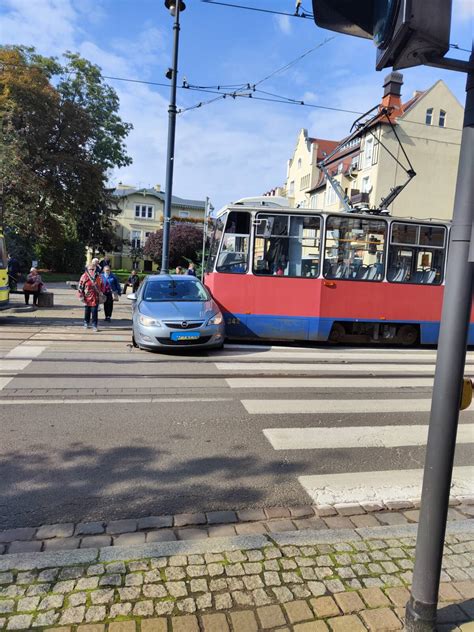 Zdjęcie płonącej fabryki sklejki w Bydgoszczy, ul. Fordońska