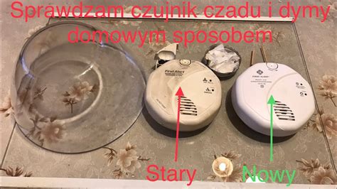 Infografika przedstawiająca działanie dualnego czujnika dymu i czadu, z wizualizacją sensorów i rodzajów alarmów (akustyczny, optyczny, głosowy).