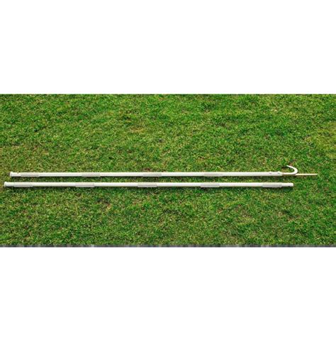 Zdjęcie bosaka lekkiego z aluminiowym, składanym styliskiem.