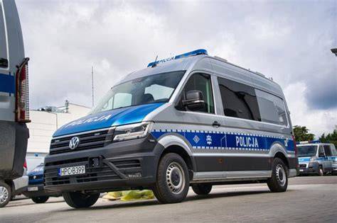 specjalistyczny radiowóz policyjny Ambulans Pogotowia Ruchu Drogowego (APRD)