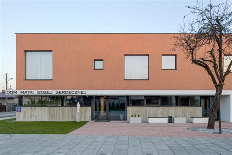 Dom matki Roberta Venturiego, przykład wczesnego postmodernizmu.