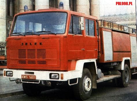 Zdjęcie prototypu ciężkiego samochodu gaśniczego Jelcz 010.