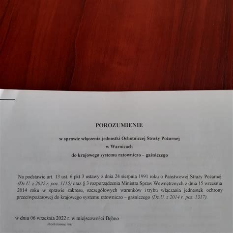 zdjęcie z ceremonii podpisania porozumienia o włączeniu OSP Zajączkówko do KSRG