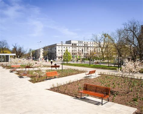 zdjęcie odnowionego skweru w Przechowie