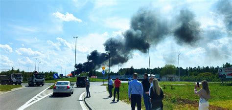 zdjęcie ciężarówki po pożarze