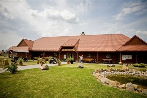 Teren Centrum Aktywnego Wypoczynku Borek z atrakcjami