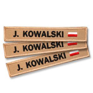 Kompilacja zdjęć akcesoriów dla MDP: pas, imienniki, miejscowniki.