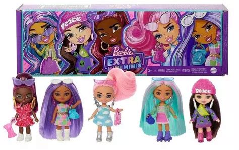 Zestaw lalek Barbie i Ken w różnych strojach kariery