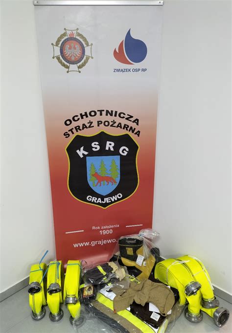 Zdjęcie przedstawiające dawny sprzęt gaśniczy OSP Chojno