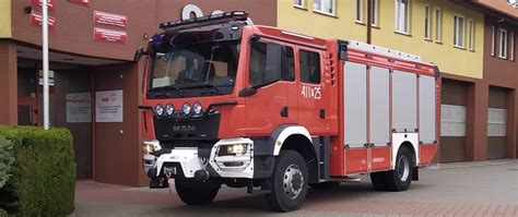 Nowy samochód ratowniczo-gaśniczy Państwowej Straży Pożarnej.