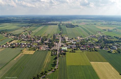 Mapa gminy Szczerców z zaznaczonymi lokalizacjami jednostek OSP