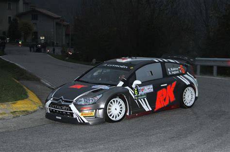 Robert Kubica w rajdowym Citroënie C4 WRC