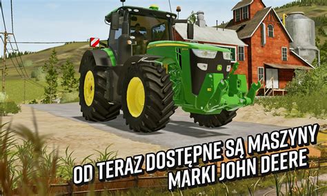 Zrzut ekranu z Farming Simulator 15 prezentujący farmę i pojazdy rolnicze
