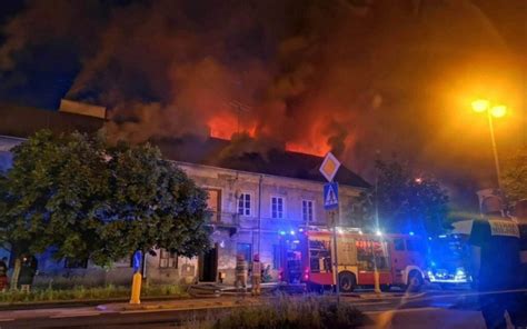 rodzinne zdjęcie ofiar pożaru w Sheffield