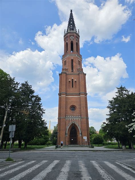 Zdjęcie historycznego kościoła ewangelickiego w Kobułtach przed zniszczeniami