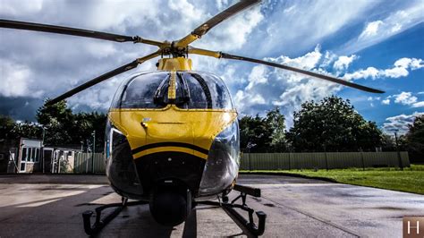 Wizualizacja ultralekkiego helikoptera ARTX-700 w locie