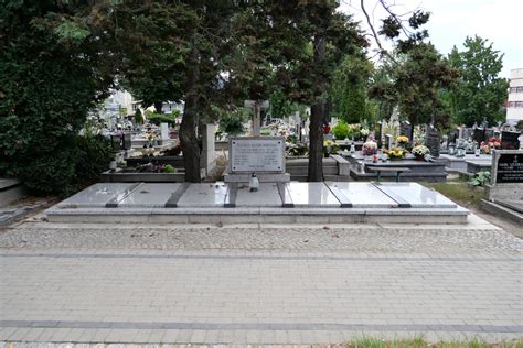 Zdjęcie historyczne lub współczesne upamiętnienie wydarzeń 