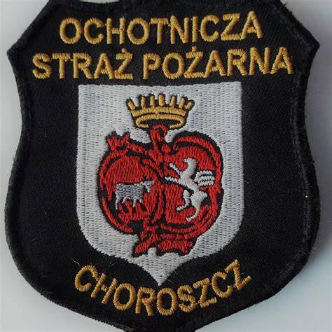zdjęcie strażaków OSP Choroszcz, przedstawiające zmianę zarządu lub wspólne działania