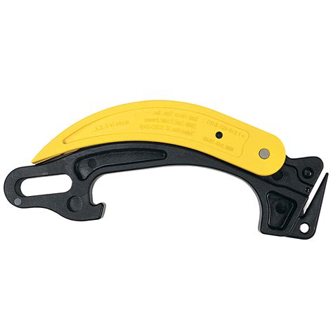 Zdjęcie multitoola RES-Q-RENCH ukazujące jego różne funkcje