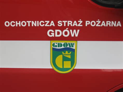 Zestawienie historycznych zdjęć lub dokumentów OSP Dobranowice
