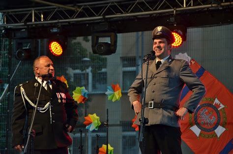 Kabaret z Kopydłowa na scenie OSP Łaskarzew