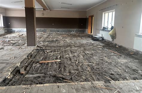 Remontowana sala w strażnicy OSP Gałków Duży