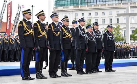 Uroczystość Centralnych Obchodów Dnia Strażaka na Placu Piłsudskiego z udziałem Prezydenta