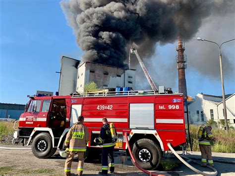 schemat działań gaśniczych przy pożarze domu