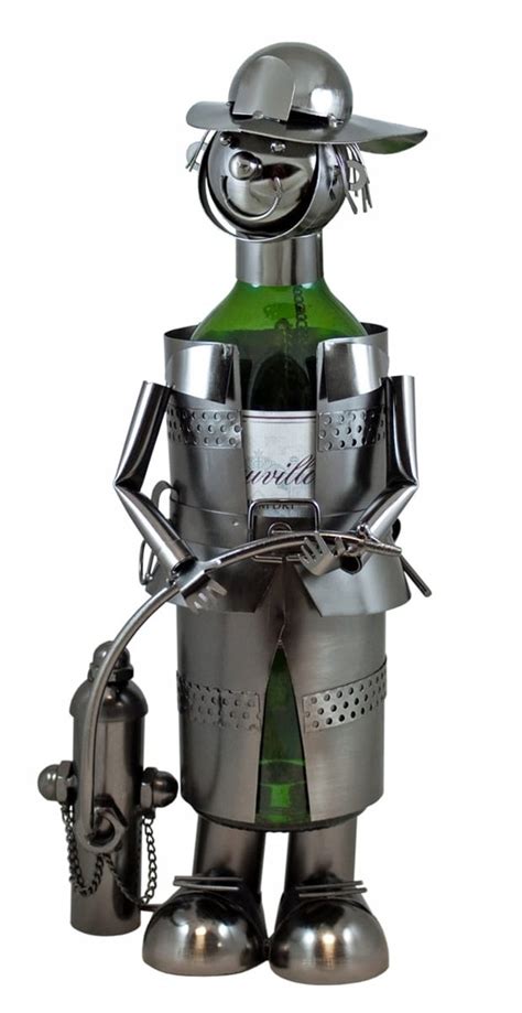 stojak strażak z kieliszkami na drewnianej podstawie