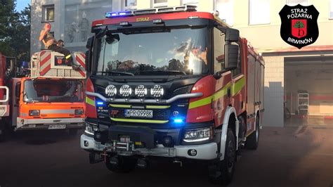 Zdjęcie ciężkiego wozu ratowniczo-gaśniczego Scania XT OSP Brwinów w akcji