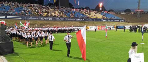 Zespoły strażaków rywalizują w ćwiczeniach bojowych na zawodach sportowo-pożarniczych