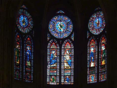Witraże i rozety katedry Notre-Dame
