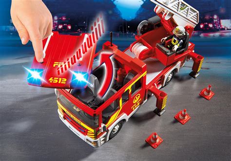 zdjęcie zestawu Playmobil Samochód strażacki 4821 z migoczącymi światłami