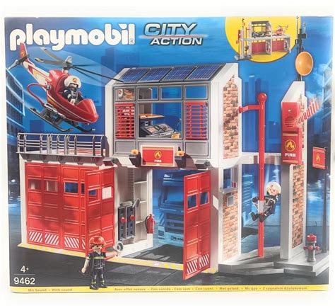 zdjęcie zestawu Playmobil 9462 z figurkami i helikopterem