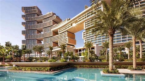 The Address Hotel po pożarze w Dubaju