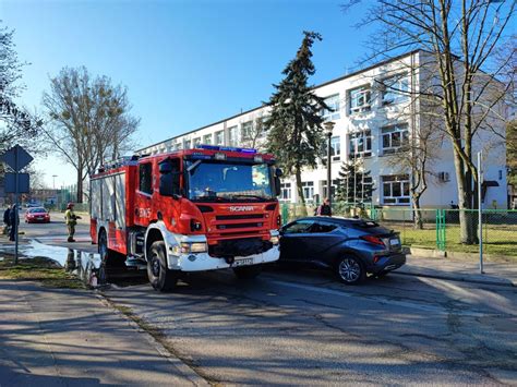 Służby ratunkowe i straż pożarna na miejscu pożaru, Jastrzębie-Zdrój