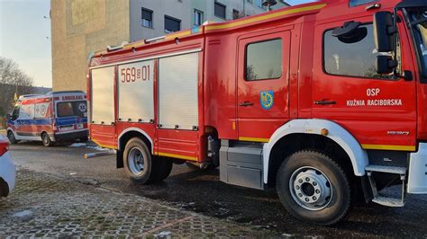 Zdjęcie z zebrania sprawozdawczego OSP Kuźnia Raciborska z udziałem gości