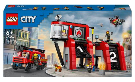 Zestaw klocków LEGO City ze strażackim wozem i minifigurkami strażaków
