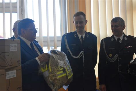 Photo of the signing ceremony for OSP equipment funding in Gryfice commune
