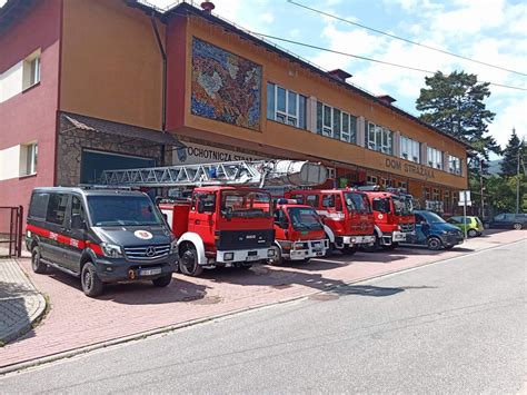 Zdjęcie frontowe nowej strażnicy OSP Węgierska Górka